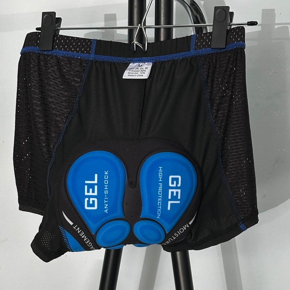 NWOT Gel Padded Black and Blue Men's Medium Cycling Underwear